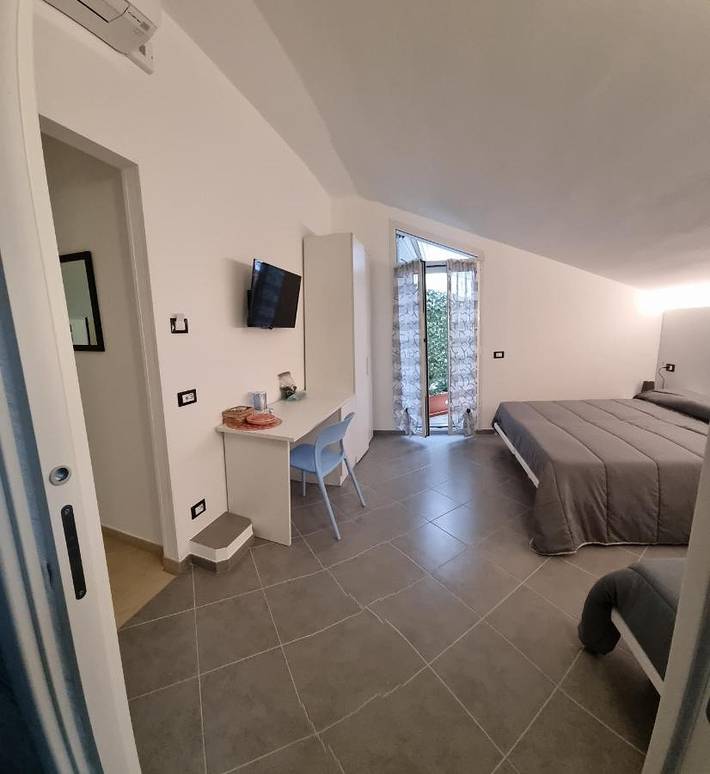 Maison d’hôte pour 3 personnes, avec terrasse et vue, animaux acceptés à Albenga - 4