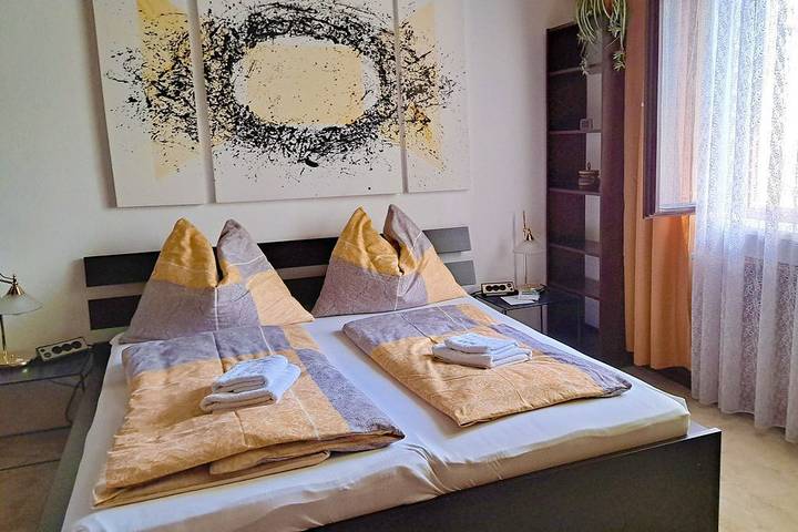 Ganze Wohnung, Apartment Wurth - Privatapartment für bis zu 10 Personen in Groß-Siegharts, Waldviertel