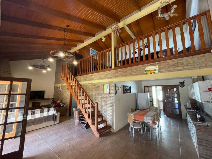 Casas e apartamentos de temporada para 14 pessoas, com jardim e vista e ainda piscina em Rio Grande