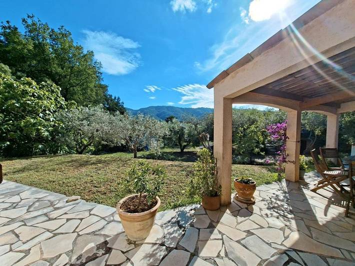 Casa de vacaciones para 6 personas, con jardín además de vistas y balcón - 1