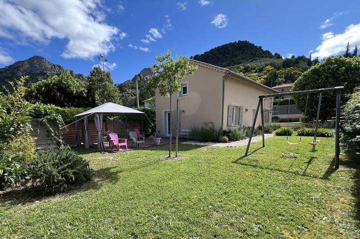 Casa de huéspedes para 4 personas, con terraza y jardín - 1