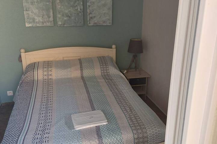 Appartement entier, Appartement Avec Terrasse 
WIFI Clim
 Accee A La Plage A 150 M in Cap d'Agde, Agde