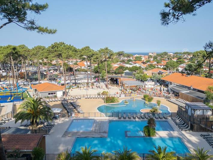 Camping für 6 Personen, mit Kinderpool und Terrasse in Biscarrosse - 3