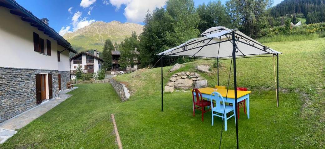 Gîte pour 4 personnes, avec terrasse et vue, animaux acceptés à La Thuile - 4