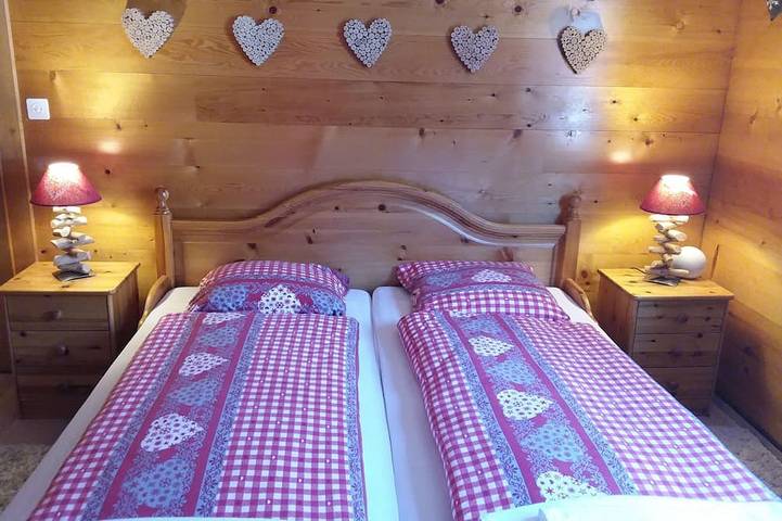 Entire apartment, Apartment with a dream view of the panorama of the four-thousand-meter peaks in Grächen, Wallisian Alps