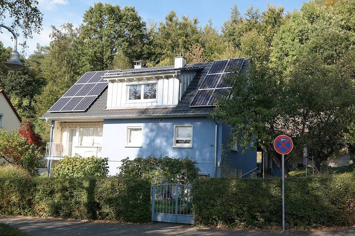 Ferienwohnung für 4 Personen, mit Terrasse und Whirlpool sowie Garten - 1