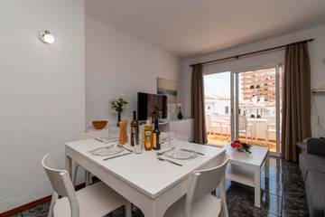 Apartment for 4 People in Playa de las Vistas, Arona, Photo 3