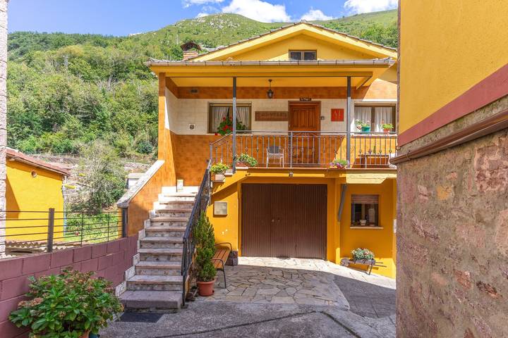 Estudio 'La Veiga 3': relax y tranquilidad in Somiedo, Cordillera Cantábrica