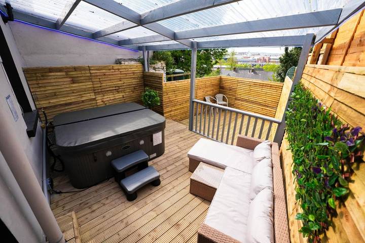 Maison de vacances pour 7 personnes, avec jacuzzi ainsi que terrasse et jardin