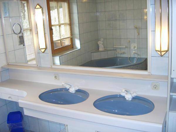 Ganze Ferienwohnung, Apartment/1 Schlafraum/Bad, Wc in Tuxer Alpen, Finkenberg