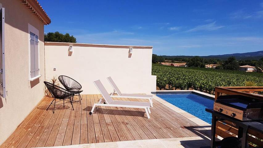 Location de vacances pour 6 personnes, avec balcon ainsi que piscine et vue à Saint-Hippolyte-de-Caton - 3