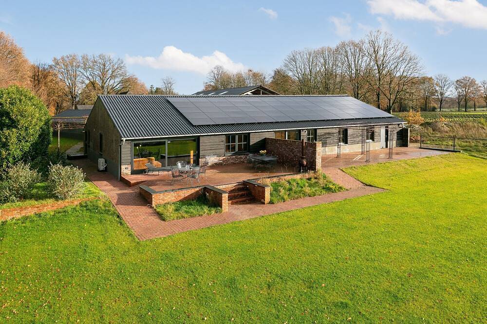 Familienfreundliches Bauernhaus mit Stallungen in Nordbrabant