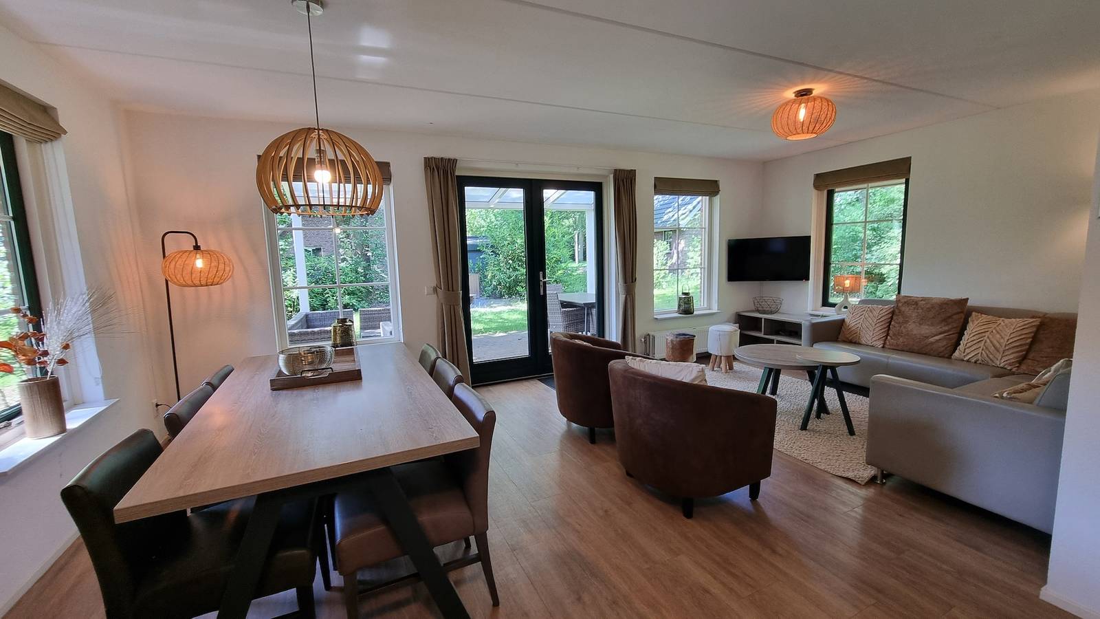 Landgoed Het Grote Zand — Vennenhof Wellness Bungalow mit Hot Tub | 6 Personen in Hooghalen, Drenthe