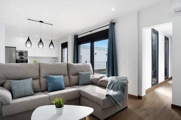 Holiday Rental for 6 People in Conil de la Frontera, Andalusia, Photo 4