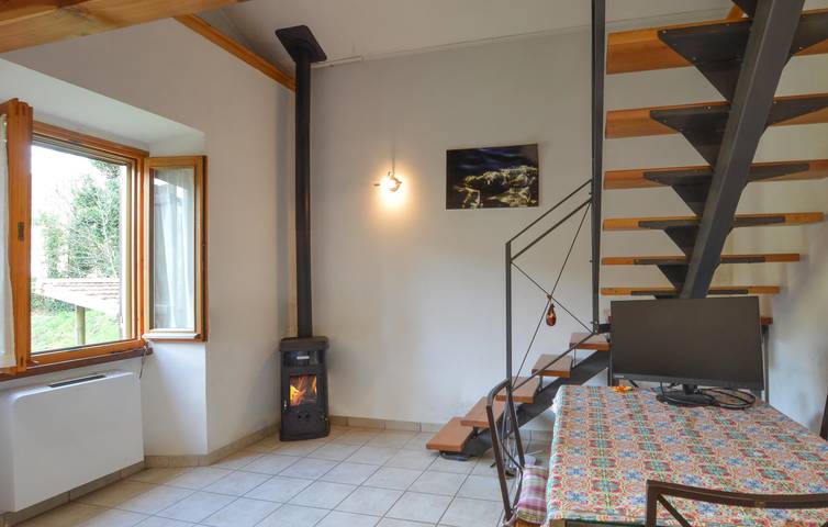 Appartamento di charme con piscina, terrazza e internet, Varese Ligure in Varese Ligure, Provincia di La Spezia