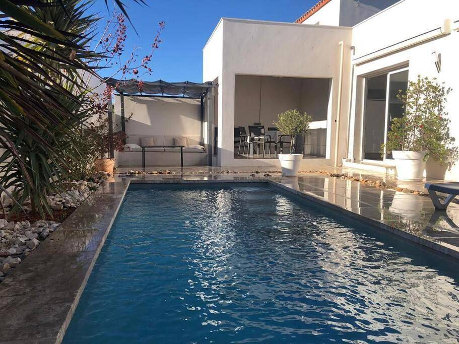 Villa d'architecte*piscine*wifi in Montady, Côte méditerranéenne (France)