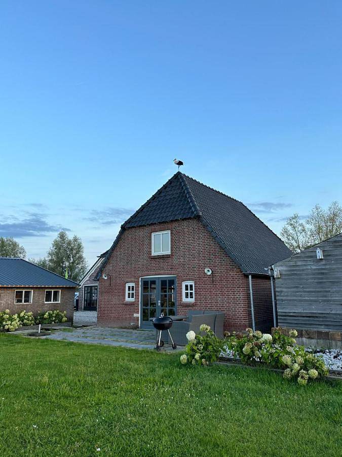 Maison de vacances pour 4 personnes, avec vue et jardin ainsi que terrasse et sauna