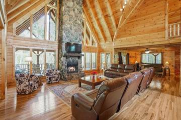 Lodge for 22 Guests in Hocking Hills, Ohio, Picture 3