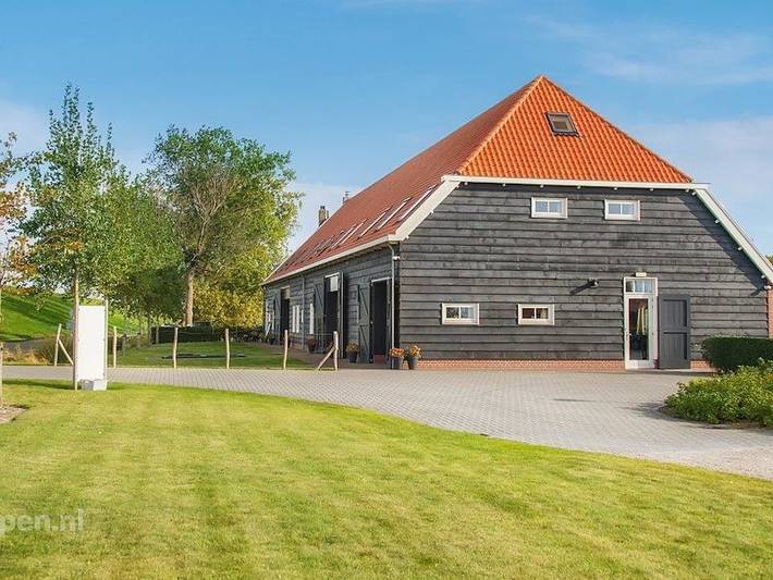 Ferienhaus für 48 Personen, mit Balkon/Terrasse und Terrasse