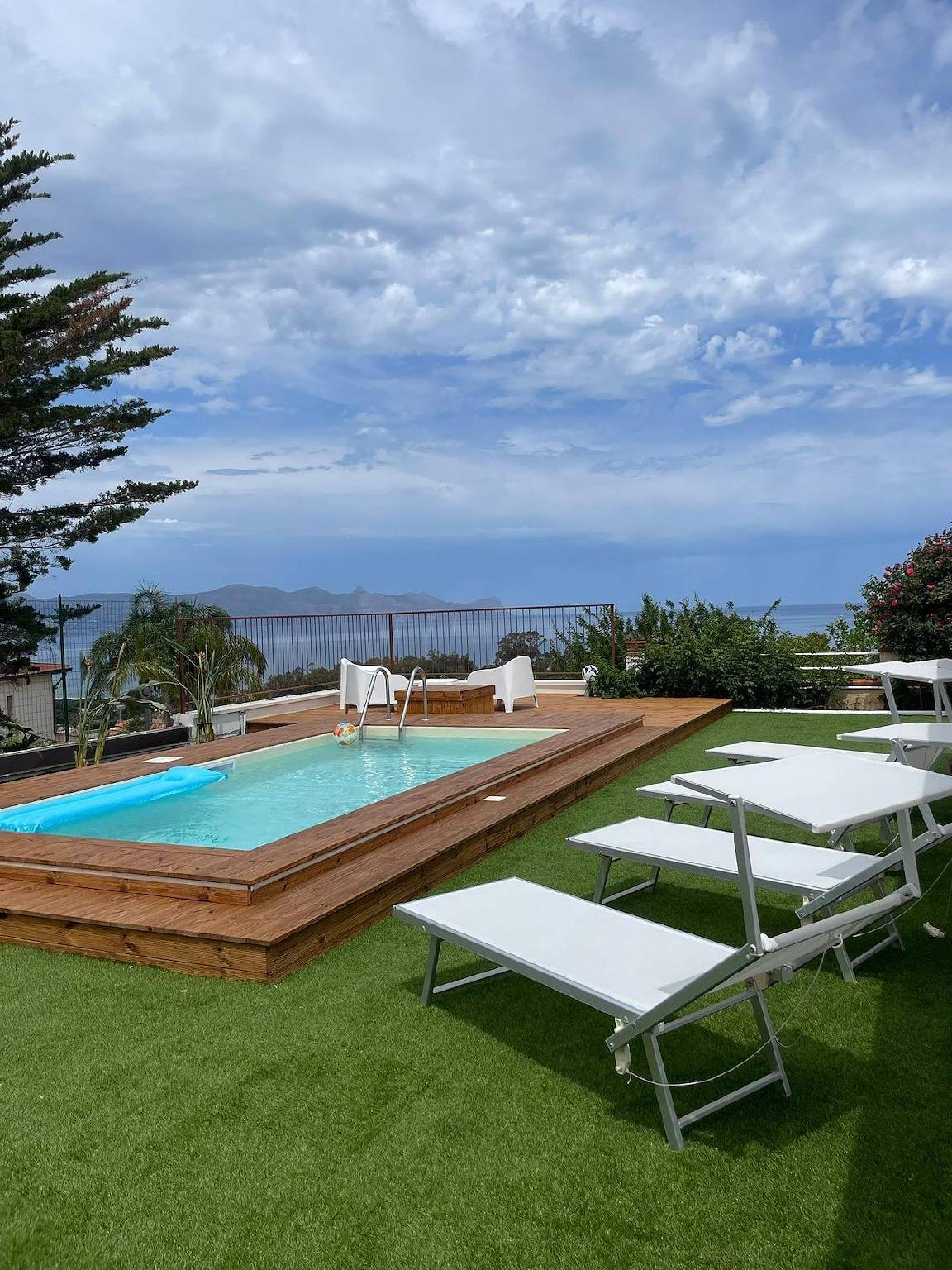 Villa Panorama del Golfo with private pool and bbq in Sicciarotta-Calatubo, Balestrate