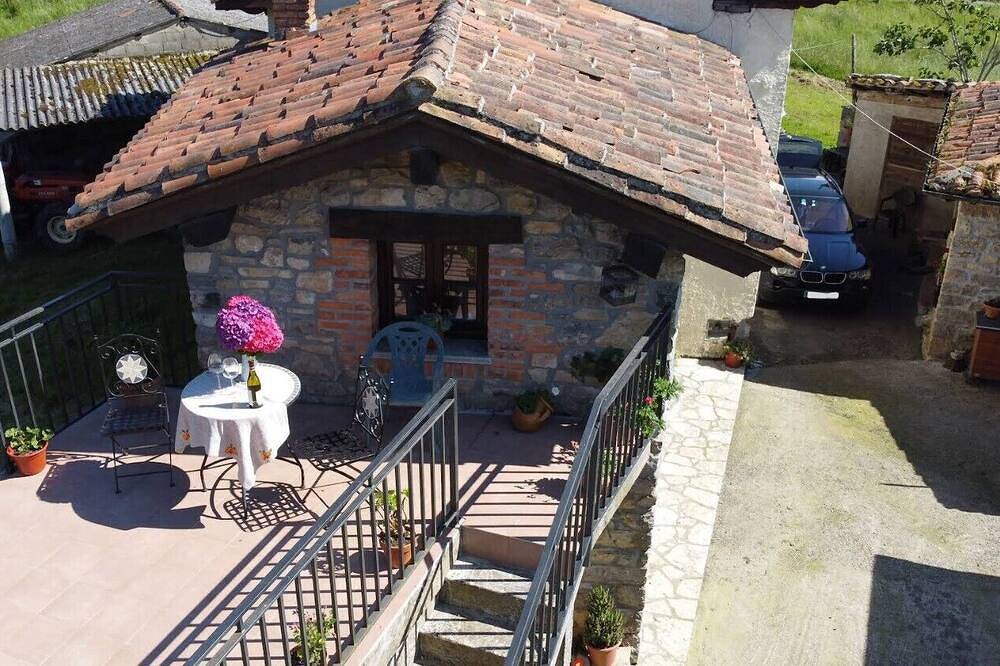 El Corralín casa para 2 personas en Piloña in Sevares, Piloña