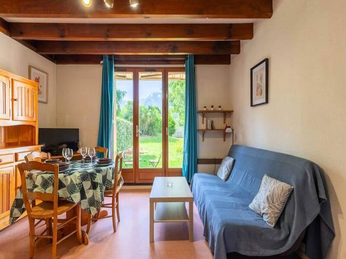 Gîte pour 6 personnes, avec jardin, adapté aux familles dans Balnéa