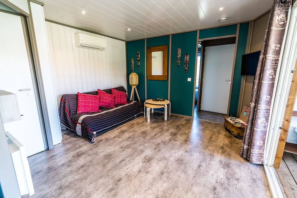 Chalet au Coeur des Pins Landais Idéalement Situé Pour vos Aventures Océaniques in Tosse, Region de Dax