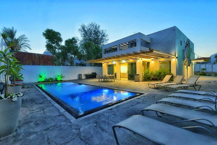 Chalet para 21 personas, con sauna y jacuzzi además de jardín y piscina, Se admiten mascotas - 1
