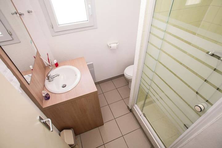 Ganze Wohnung, Accès Piscine! Appart cos und sympa mit mezzanine, près de la plage in Le Château-d'Oléron, Côte de Beauté