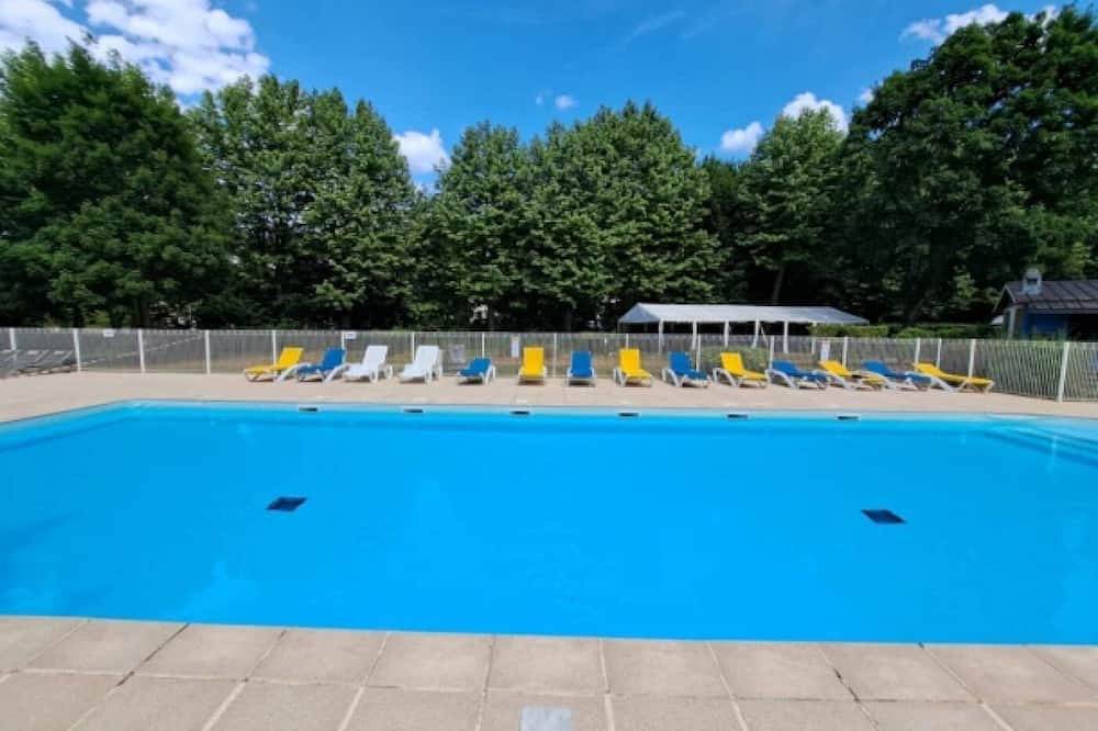 Zecamping 3 étoiles dog friendly environnement calme pataugeoire in Saint-Céré, Lot