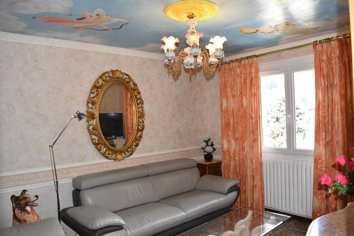 Location de vacances pour 5 personnes, avec jardin dans Pierre-Châtel - 2