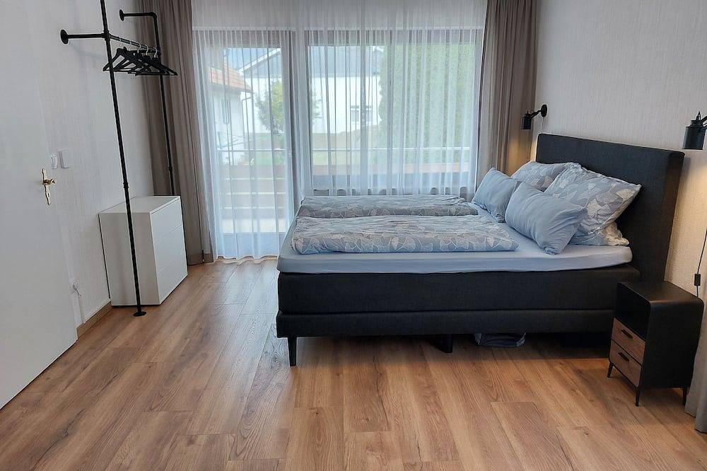 Ganze Wohnung, Gemütliche Ferienwohnung 'Lieblingsplatz' mit Pool und Sauna in Kniebis, Freudenstadt