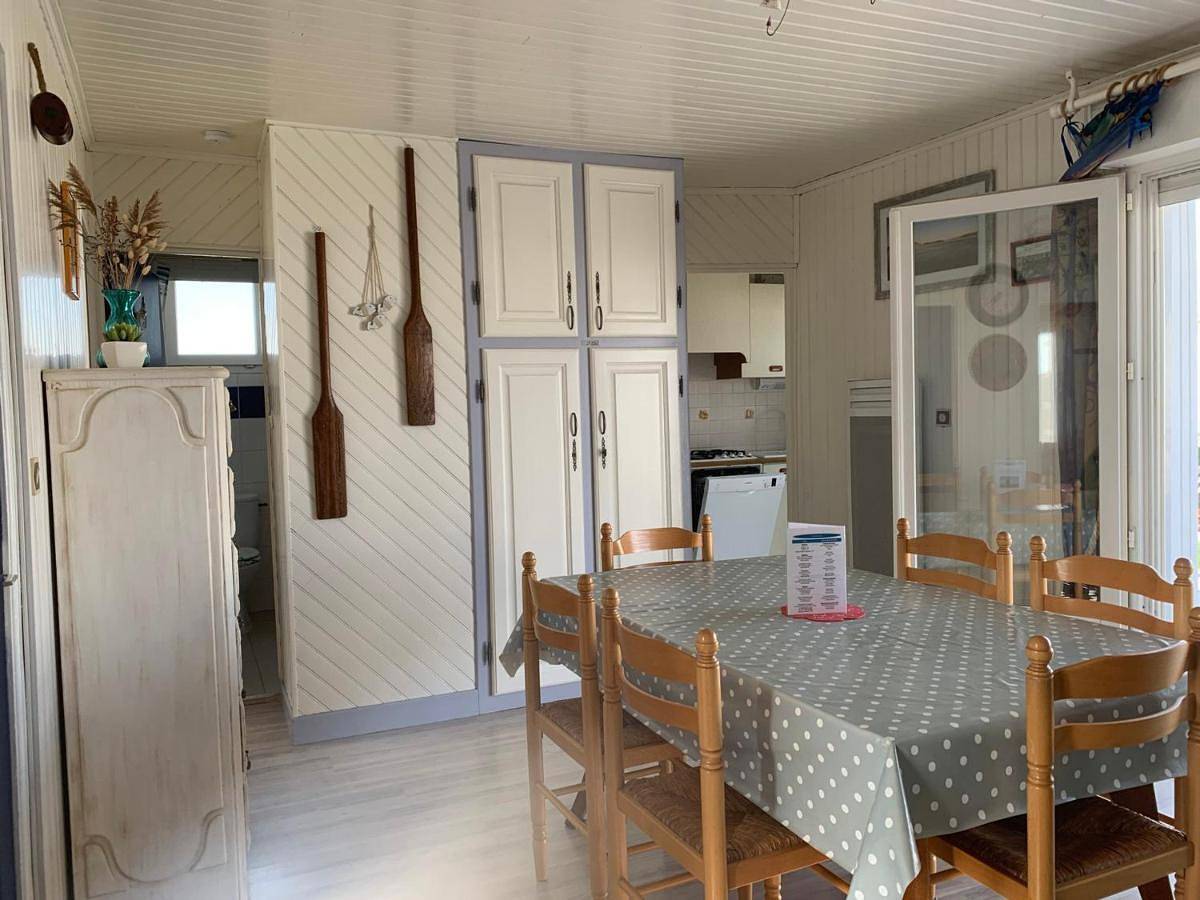 Chalet in Plage des Chalets, Gruissan