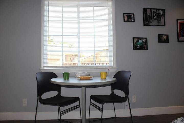 Vacation rental for 2 people, with terrace in Silicon Valley