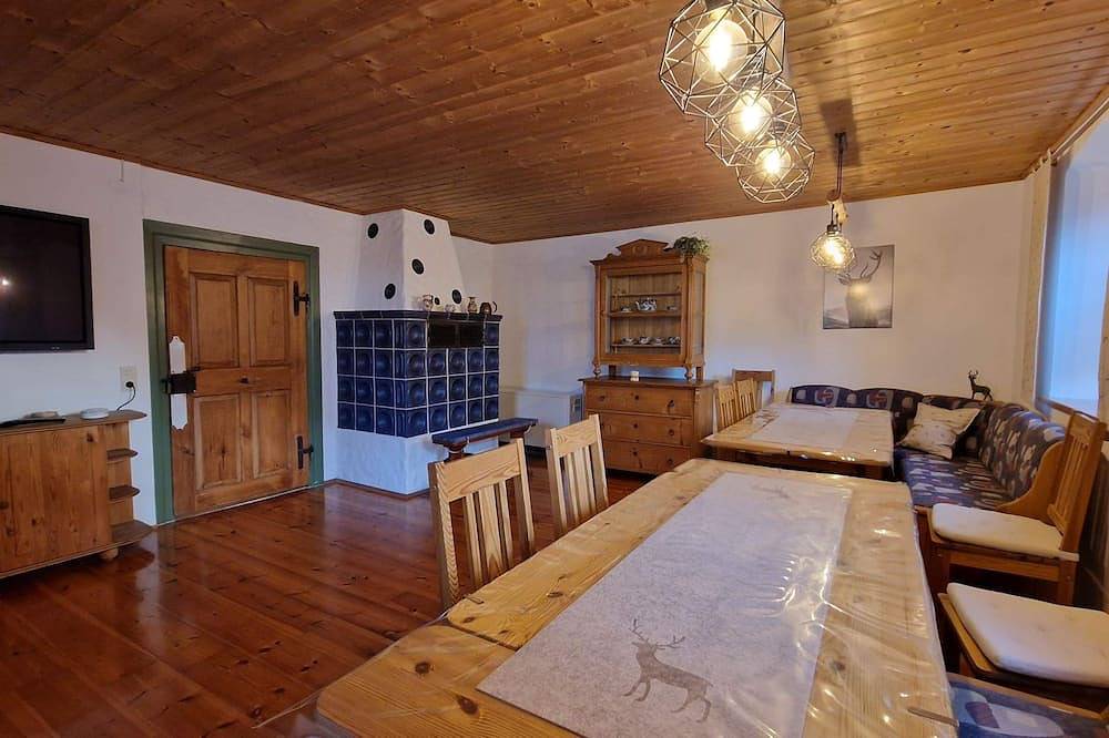 Ganze Wohnung, Ferienhaus 110 qm für bis zu 7 Personen in Hohenberg an der Eger, Landkreis Wunsiedel im Fichtelgebirge