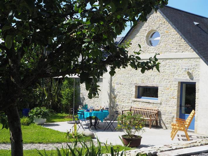 Gîte pour 2 personnes, avec jardin et terrasse à Audouville-la-Hubert