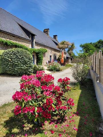 Location de vacances pour 5 personnes, avec jardin à Grand-Champ