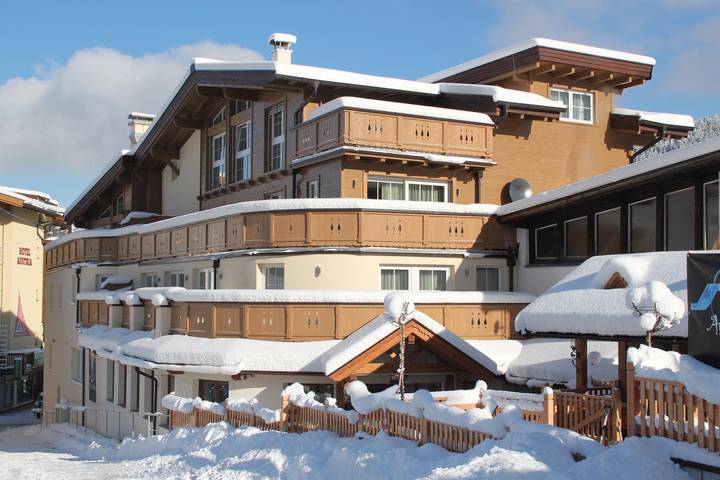 Appartement voor 6 personen, met balkon en uitzicht, kindvriendelijk in Niederau
