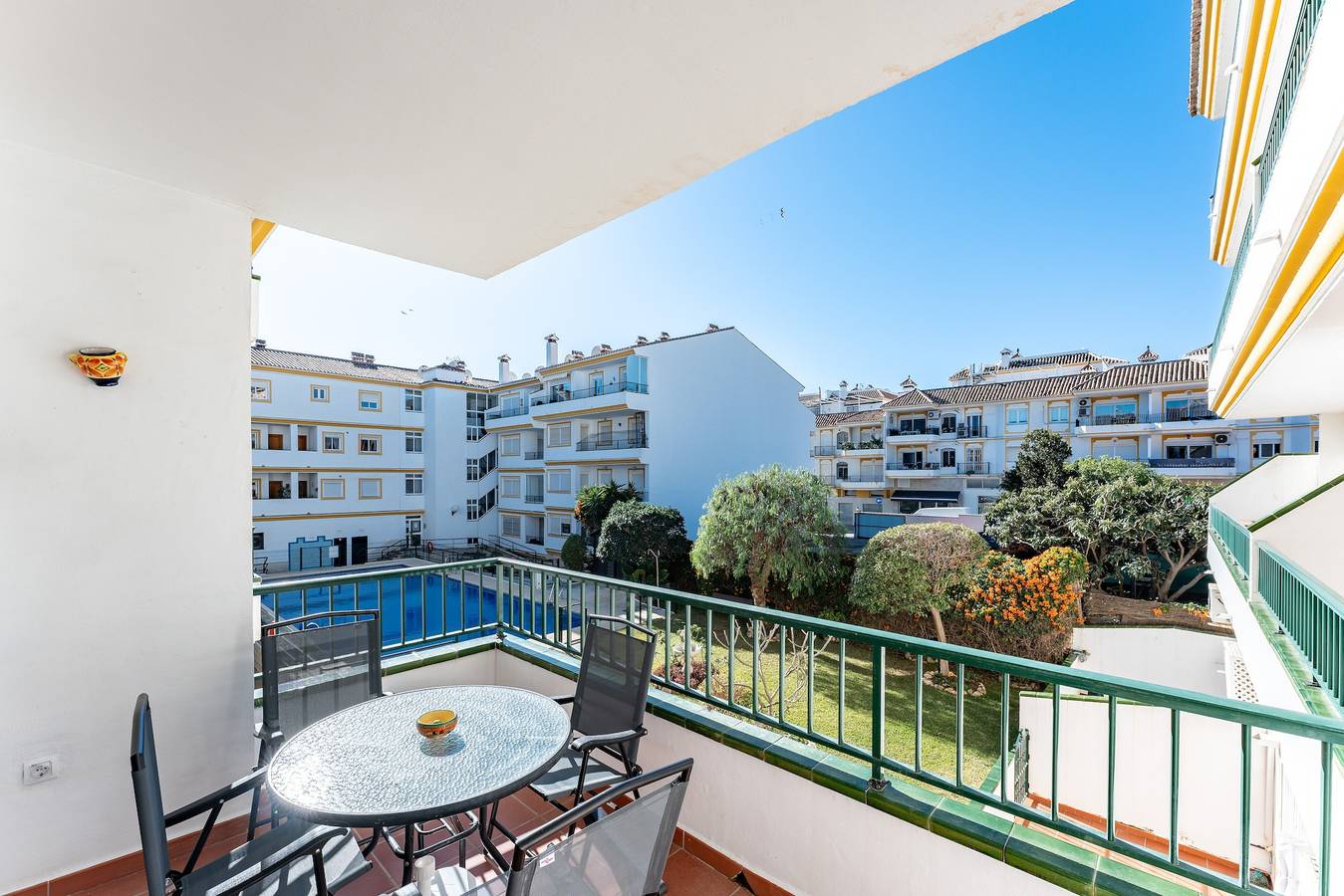Entire apartment, Apartment '234 Parque Playa La Cala' with Shared Pool, Wi-Fi and Air Conditioning in La Cala de Mijas, Mijas