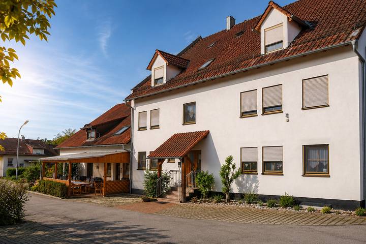 Ferienwohnung für 4 Personen, mit Balkon und Garten