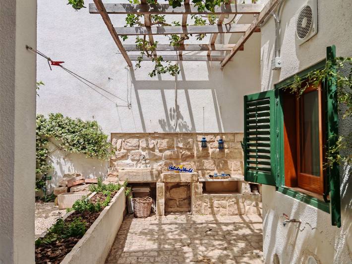 Appartamento per 7 persone, con giardino a Donnalucata