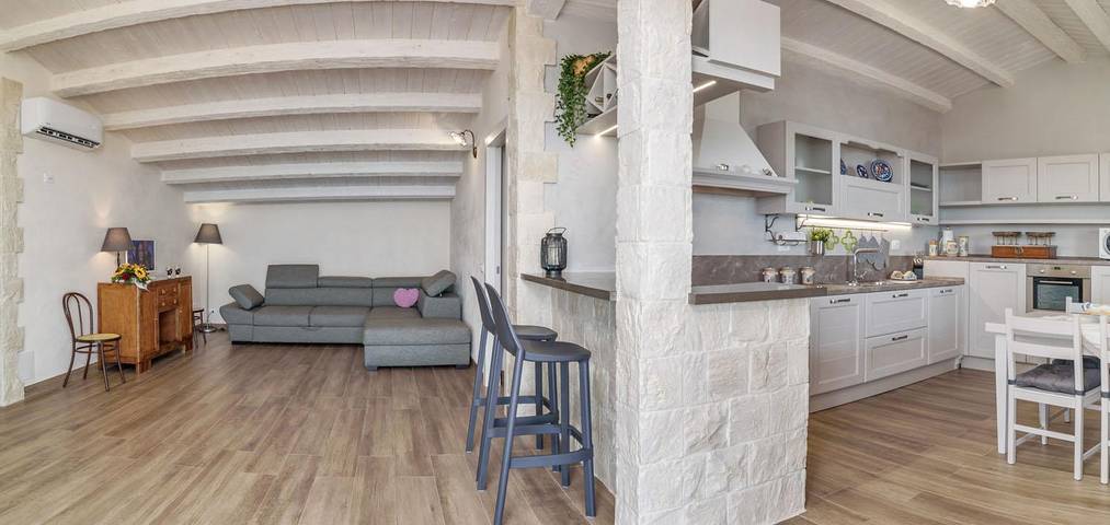Apartamento entero, Apartamento de vacaciones para 2 personas con balcón/terraza in Scicli, Provincia de Ragusa