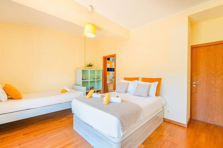 Unique villa w/ pool by the Marina in Albufeira e Olhos de Água, Faro Distrikt