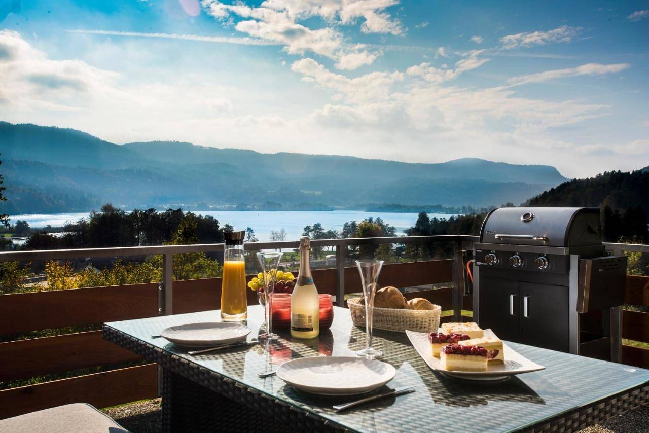 Ganze Wohnung, Große Ferienwohnung mit Seeblick nahe Wörthersee Ideal für Familien & Gruppen in Keutschach am See, Klagenfurt-Land