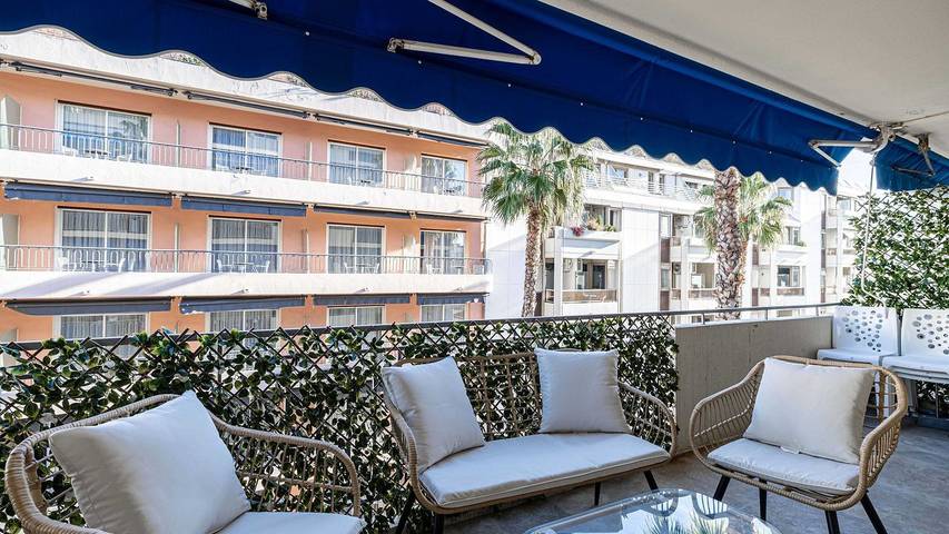 Gîte pour 7 personnes à Juan-les-Pins - 2