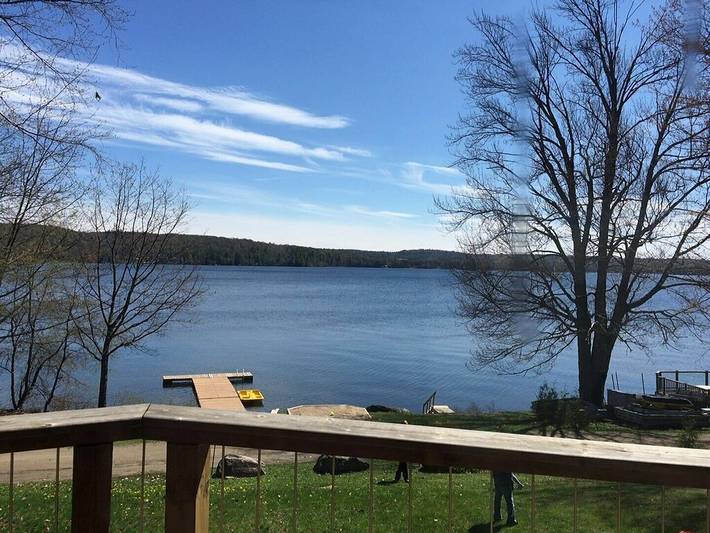 Cottage for 6 people, with hot tub and garden in Algonquin Provincial Park