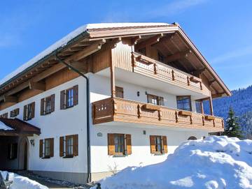 Ferienwohnung für 2 Personen, mit Terrasse und Garten in Reit im Winkl