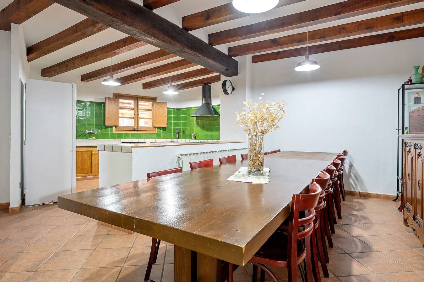 Casa rural 'Ca La Munda-Can Cruset' con vistas a la montaña, piscina privada y Wi-Fi in Torrellas de Foix, Interior de Barcelona