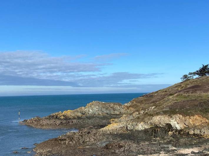 Location de vacances pour 8 personnes, avec piscine ainsi que jardin et vue dans Dahouët - 3
