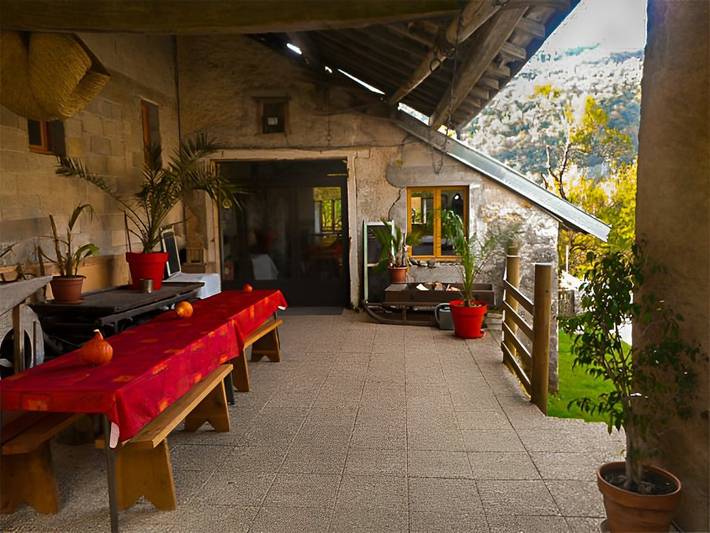 Gîte pour 21 personnes, avec jardin en Bourgogne-Franche-Comté - 2